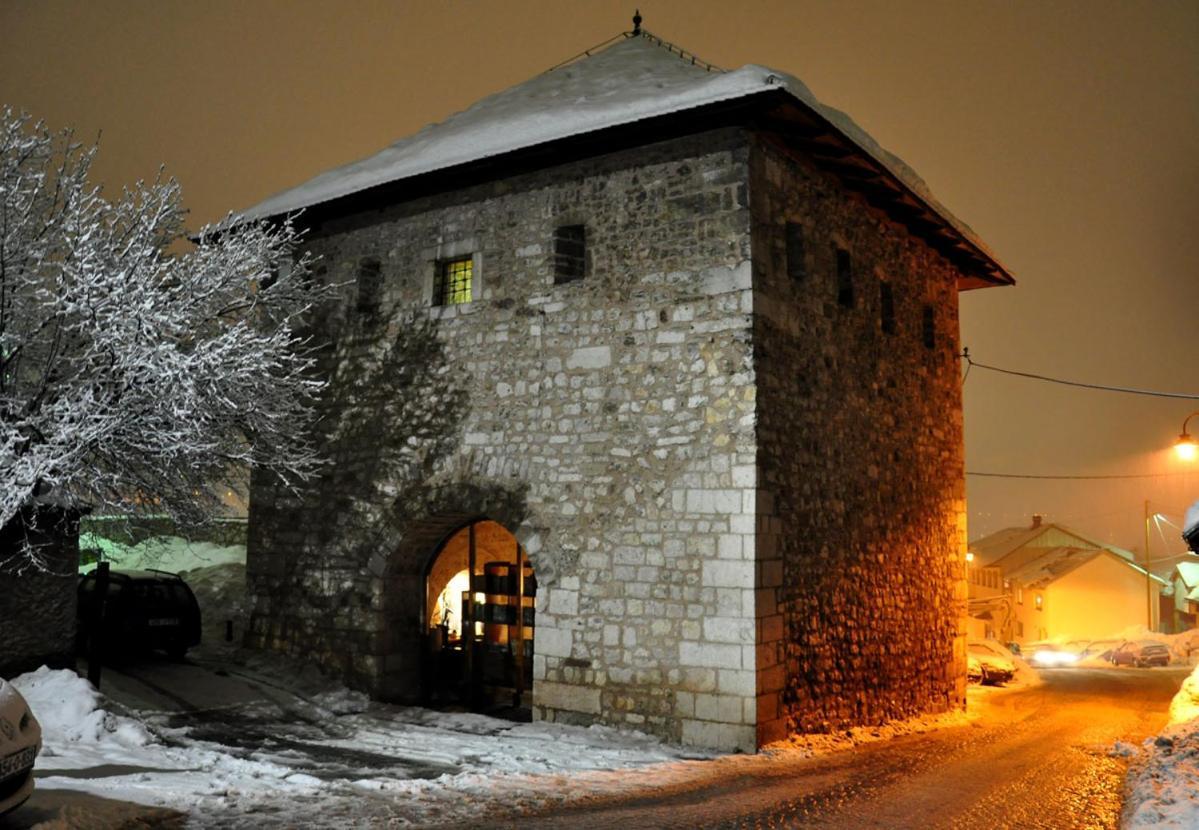 Bascarsija Corner Apartment Sarajevo Bagian luar foto